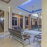 Reddoorz Plus Near Cambridge City Square 2